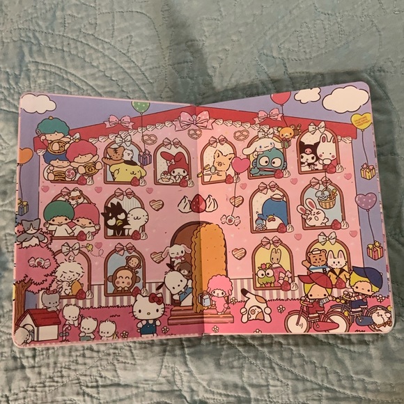 NWOT HELLO KITTY & FRIENDS NOTEBOOK JOURNAL - Picture 2 of 4